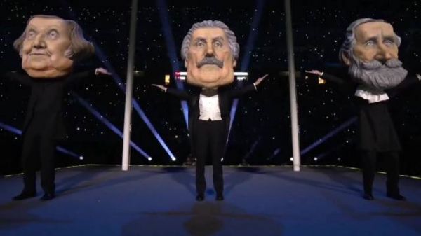 有点抽象但十分欢乐轻盈的一幕