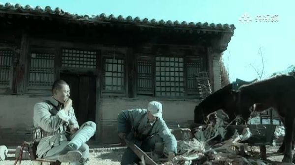 亮剑：李云龙为段鹏打抱不平，整天游手好闲，严厉批评魏和尚！