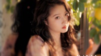 关晓彤假日拾光大片花絮视频发布