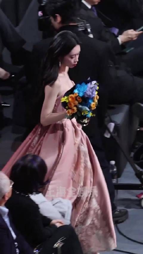 孟子义微博之夜内场直拍，惊为天人的美