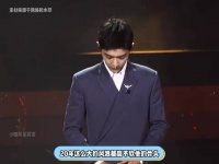 肖战 时光磨不软他的傲骨，他有底线有风骨，温柔却绝不好欺