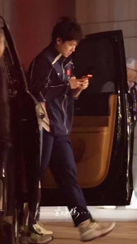 比赛告一段落你终于可以睡个好觉了