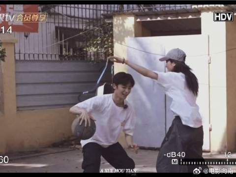 捡子活着并成功退出了秋门，和唐印幸福的周游世界