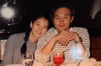 袁咏仪庆祝与张智霖结婚25年：一屋两人 三餐四季