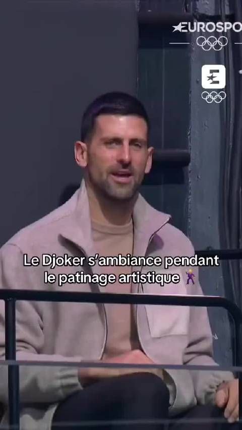 活捉一个又乖又可爱的观众网球GOAT德约科维奇先生