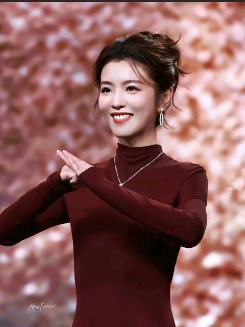 李云霄《镖人》未播先火,国家一级越剧演员抢主角光环