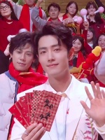 北北每天放出一点新鲜的，害我迫不及待想欣赏这张国泰民安的脸