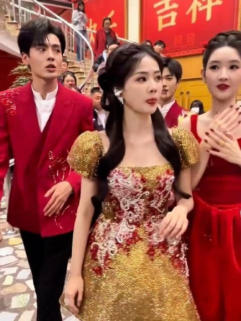 春晚后台下班视频曝光，白鹿李兰迪王玉雯等明星亮相