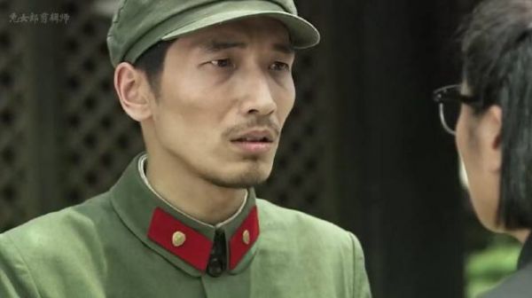 老首长真的重情重义，难怪郑耀先临死都要去见她