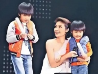 陈慧琳两个儿子长大了，正脸被姑姑曝光，原来外甥多似舅是真的