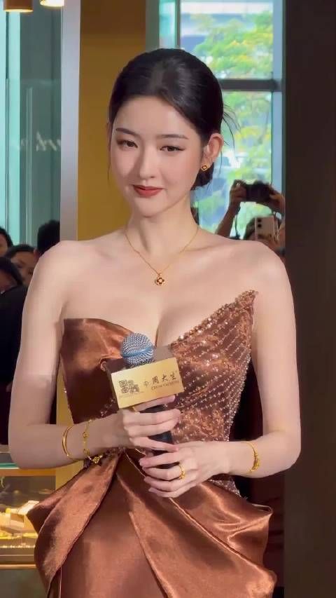 王玉雯真的美的光芒万丈