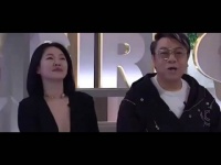 小S宣布重新复工，就像人老了一样，口齿不清，康永感觉脸也浮肿了