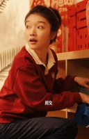 姜武一家住北京四合院豪气，和儿子一起挂灯笼，妻子女儿出镜漂亮