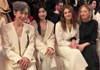 陈妍希分享与叶童合照 二人同框气质温婉氛围超暖