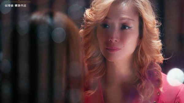 挺有意思的，不过不适合一家人一起看，刚看觉得低俗，后面觉得还挺有意思