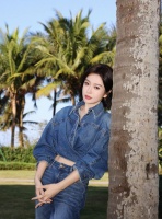 秦岚透露录制节目前曾接受声带手术，音色从原本的“电音朵拉”转变为“狼外婆”