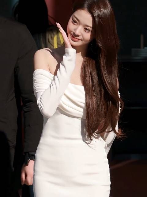 心情不好的时候就看看张元英的美貌吧