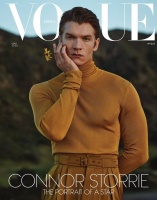 Connor Storrie 登上《VOGUE》封面！