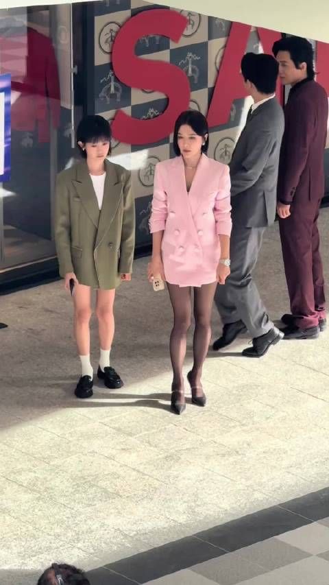 秦岚出任谷雨品牌代言人,新剧动态引期待