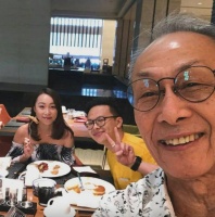 香港星二代求婚成功，父亲已离世三年，曾出手救人而被封杀