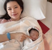 马筱梅产后开播，聊亲妈在照顾大S儿女，回应小杨阿姨未复工原因