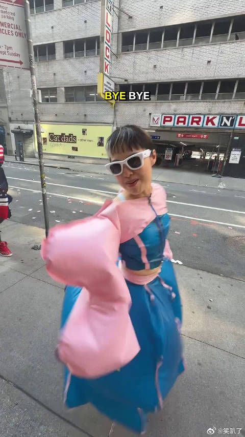 ins博主高能纽约街头采访为什么这么自信一定要看完