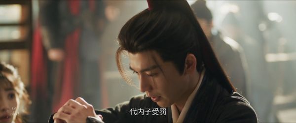 谢征隐瞒身份替樊长玉受三十军棍