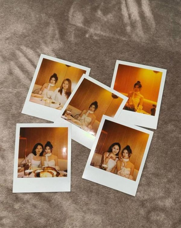 徐朵与好友们一起庆生。