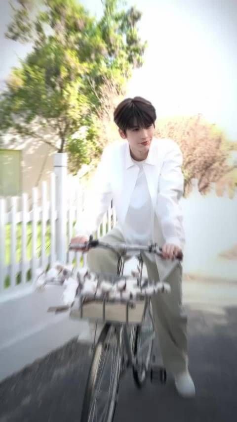 妈呀！张凌赫工作室bgm用了田作之赫进行曲