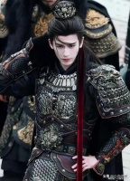 张凌赫到底差在哪？《逐玉》爆成顶流，男主风头却全被男二抢光！