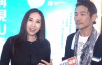 贾晓晨回应此前被传与樊少皇离婚：现在我们都不敢讲离婚，照顾孩子最重要