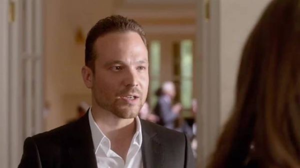 用青春上位,用身体攀登《关于爱》可以说富贵舔中求! 颜色满天星 大尺度