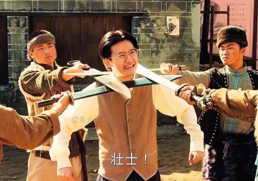 土匪怎么也没想到,小镇上随便一个人都是绝世高手!