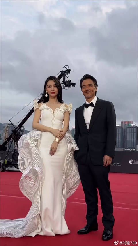 冯德伦 亮相金像奖红毯，俊男靓女太养眼了