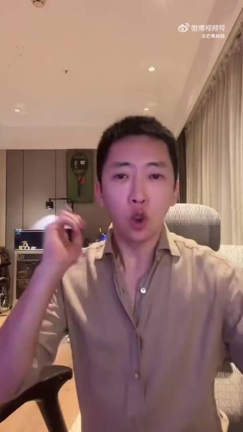 留几手争议言论遭批，张雪峰离世被轻佻消费