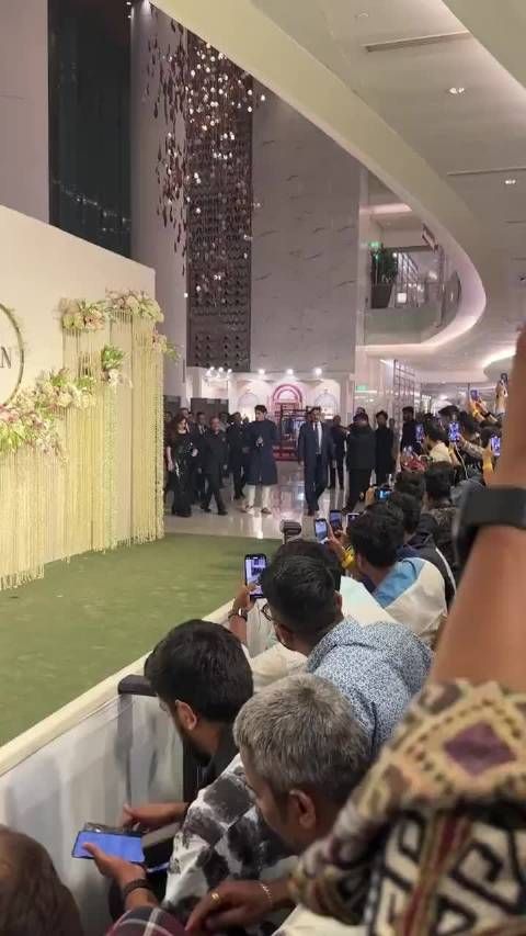 印度首富夫人高种姓出身,气场盖过丈夫