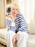 美国女星宣布永不修图，永不造假，永不AI