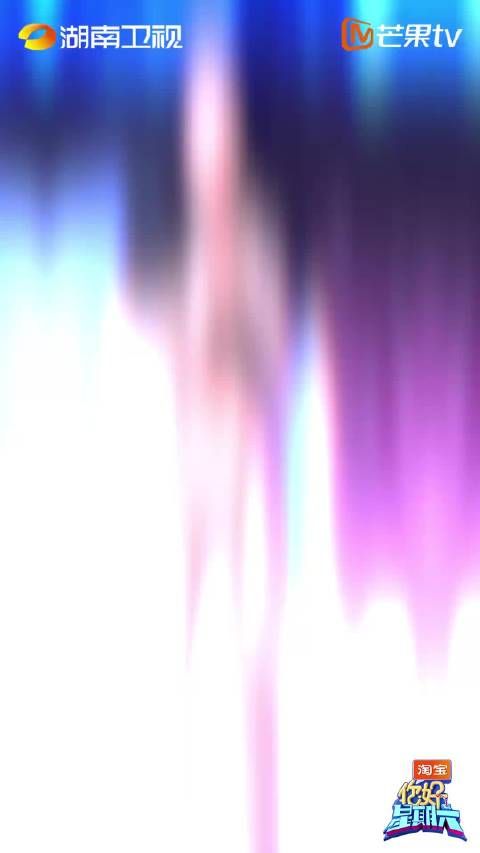 整齐又有张力的舞台,节奏与氛围双双在线,看完忍不住反复回味