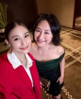 章泽天刷屏艺术展！嫁得好的女星都来了，谁是真豪门一目了然