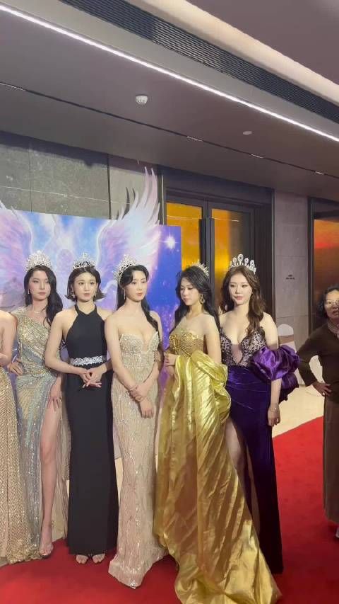 每一束光都绽放着所有的美好 冠军齐聚