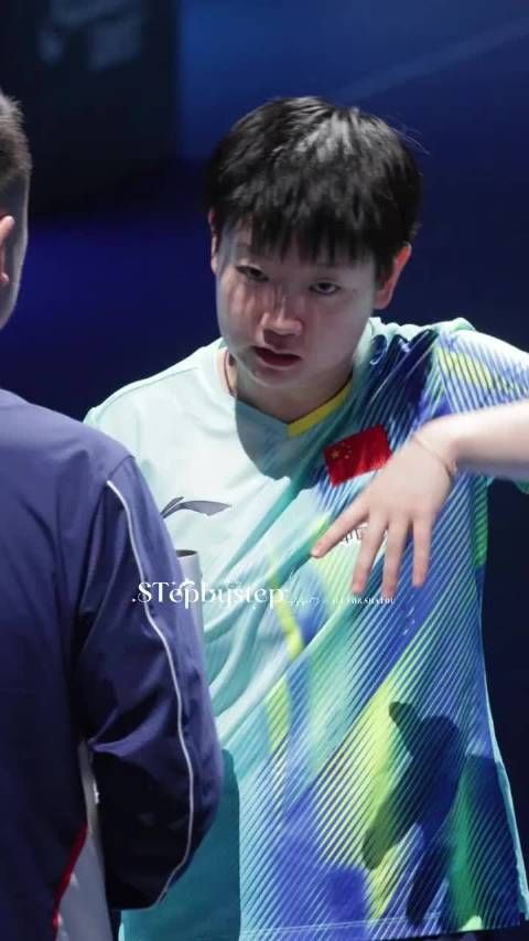 莎莎说着说着自己笑了