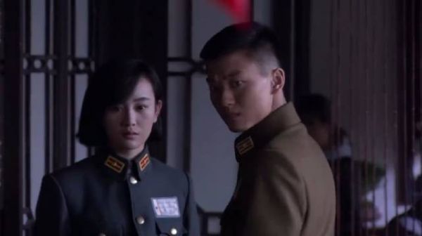 特务抓了个大爷，却不知他身份了得，委座都让他三分