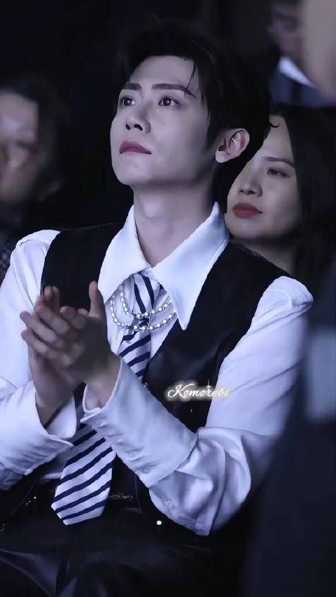 李卿《逐玉》后首亮相，看秀状态佳