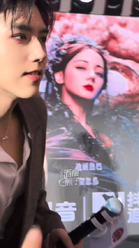 陈飞宇你帅成这样何意味