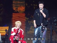 陈赫和鹿晗没想到私底下关系这么好，陈赫幽默，能带着鹿晗也快乐吧