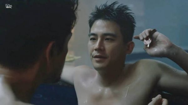欧豪与胡歌的澡堂戏