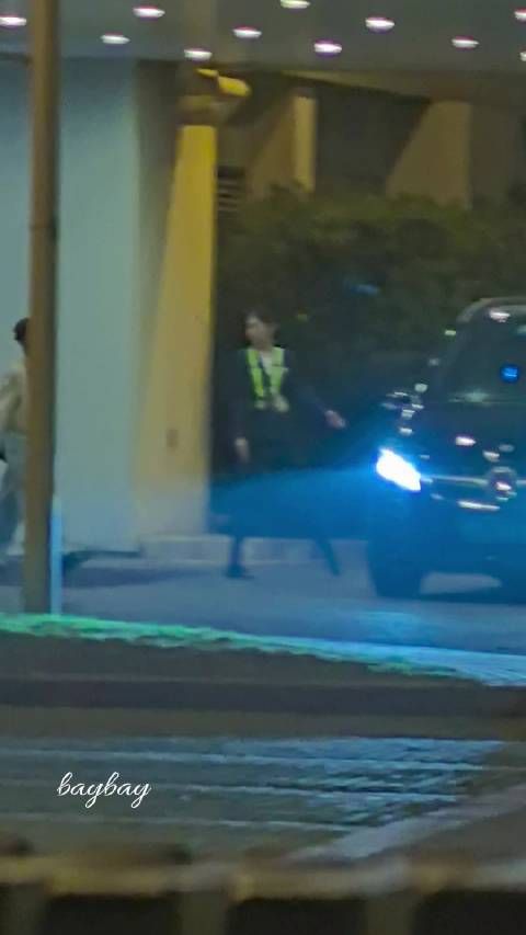 这么快又来上海的蕾儿我会永远记得你摇下窗户的那一刻