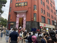 清明假期，武汉餐饮多门店上座率高达300%