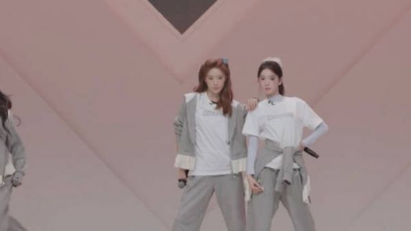 献上双人舞一小段,更期待正式演出了