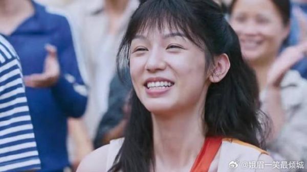 衣锦还乡，全村的骄傲！